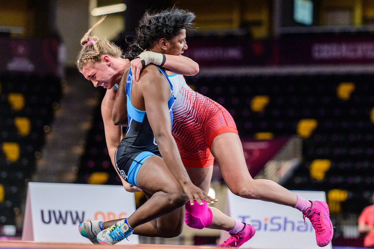 U.S. earns eight golds in men's freestyle, wins team title at U23